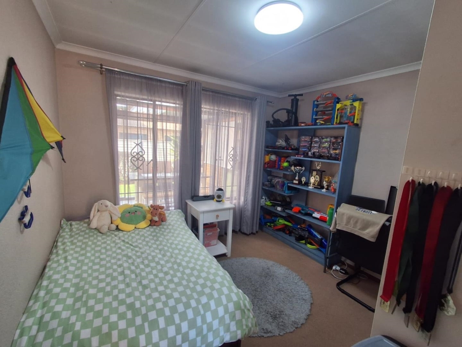 2 Bedroom Property for Sale in Kibler Park Gauteng