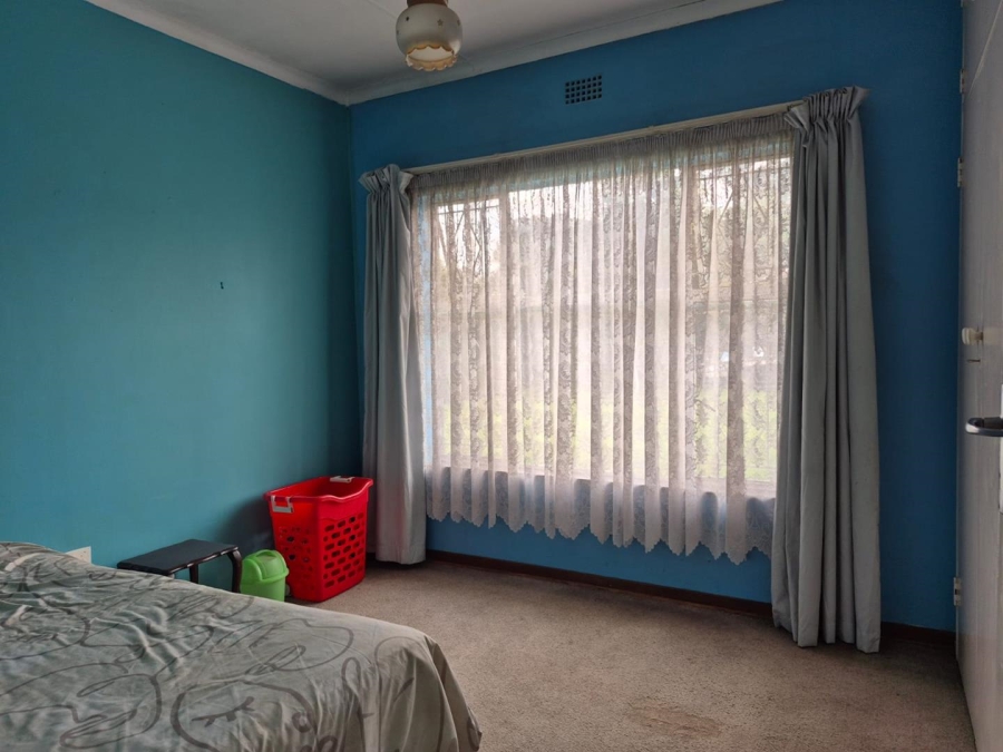 5 Bedroom Property for Sale in Brackenhurst Gauteng