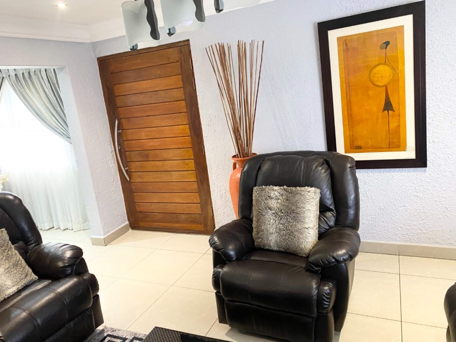 3 Bedroom Property for Sale in Daveyton Gauteng