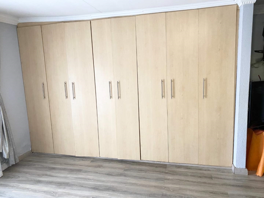 3 Bedroom Property for Sale in Daveyton Gauteng