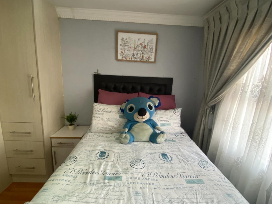 3 Bedroom Property for Sale in Daveyton Gauteng