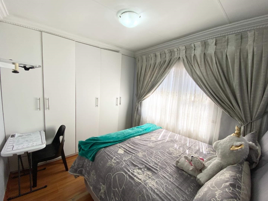 3 Bedroom Property for Sale in Daveyton Gauteng