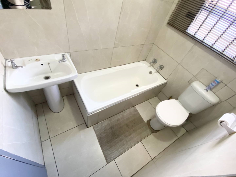 3 Bedroom Property for Sale in Daveyton Gauteng