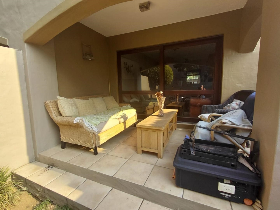 To Let 1 Bedroom Property for Rent in Lonehill Gauteng