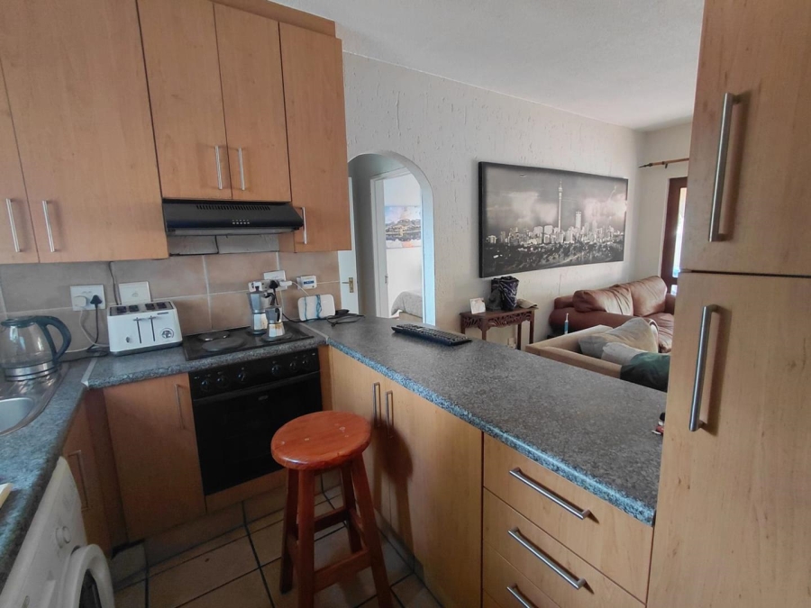 To Let 1 Bedroom Property for Rent in Lonehill Gauteng