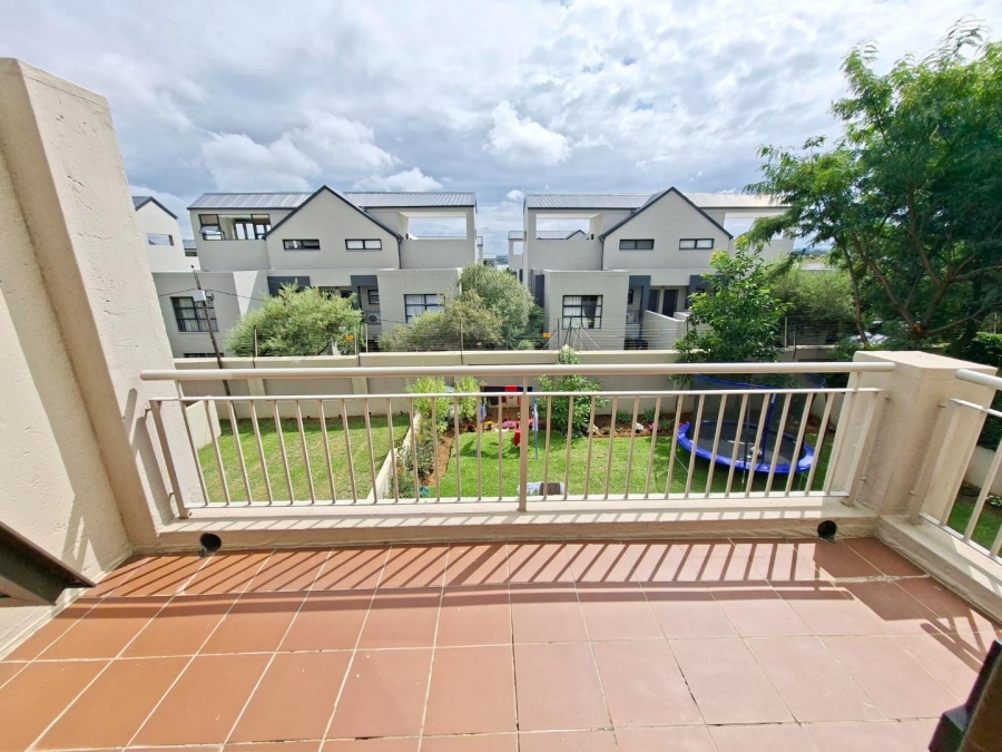 To Let 3 Bedroom Property for Rent in Paulshof Gauteng