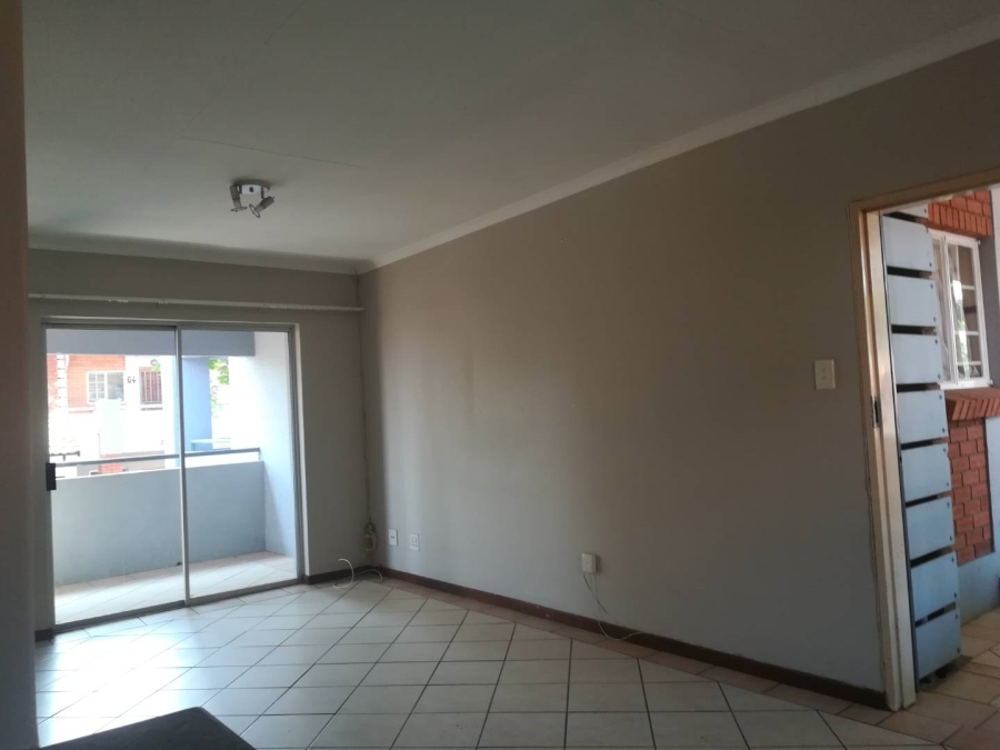 2 Bedroom Property for Sale in Die Hoewes Gauteng