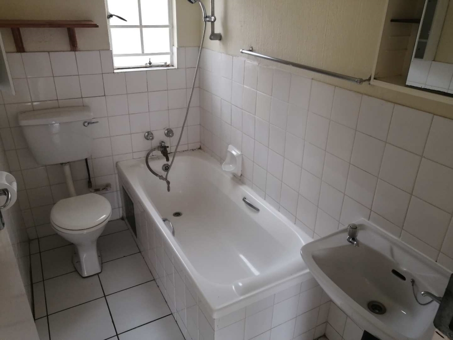 2 Bedroom Property for Sale in Newlands Gauteng