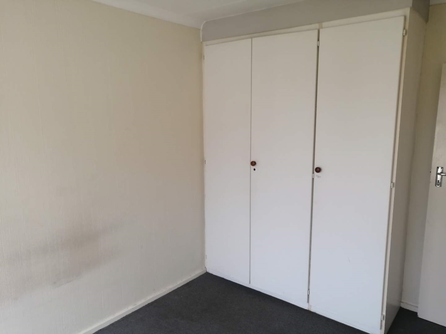 2 Bedroom Property for Sale in Newlands Gauteng