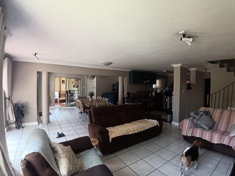 3 Bedroom Property for Sale in Clubview Gauteng