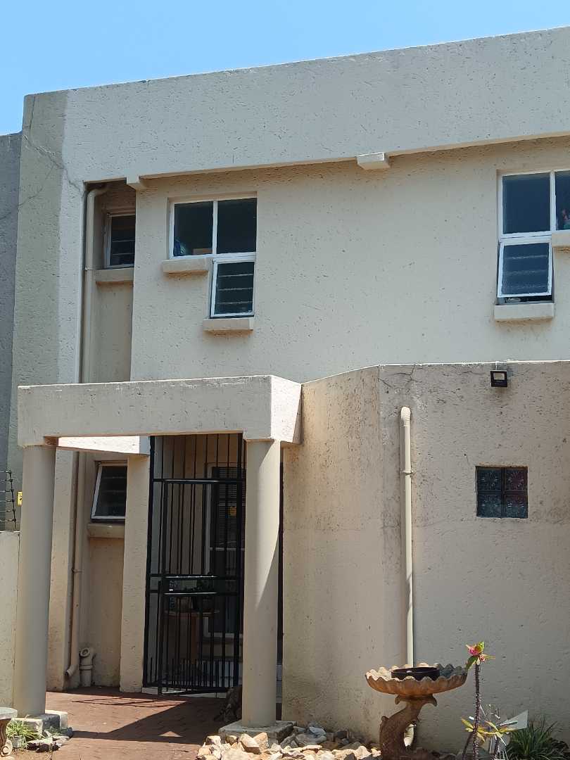 3 Bedroom Property for Sale in Clubview Gauteng