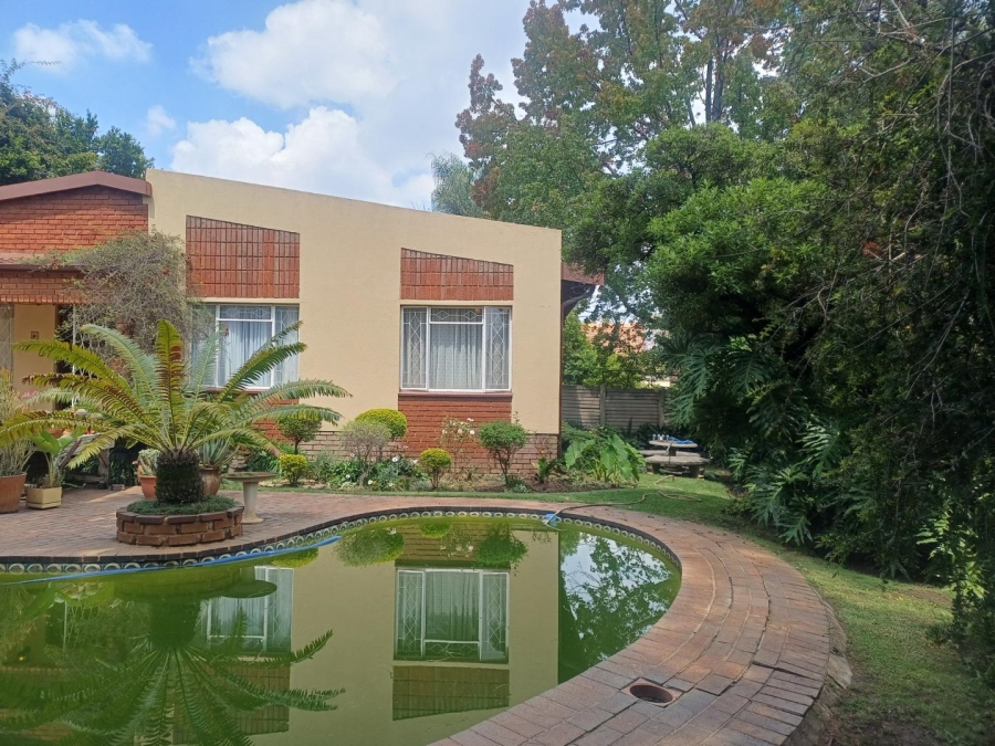 3 Bedroom Property for Sale in Birch Acres Gauteng
