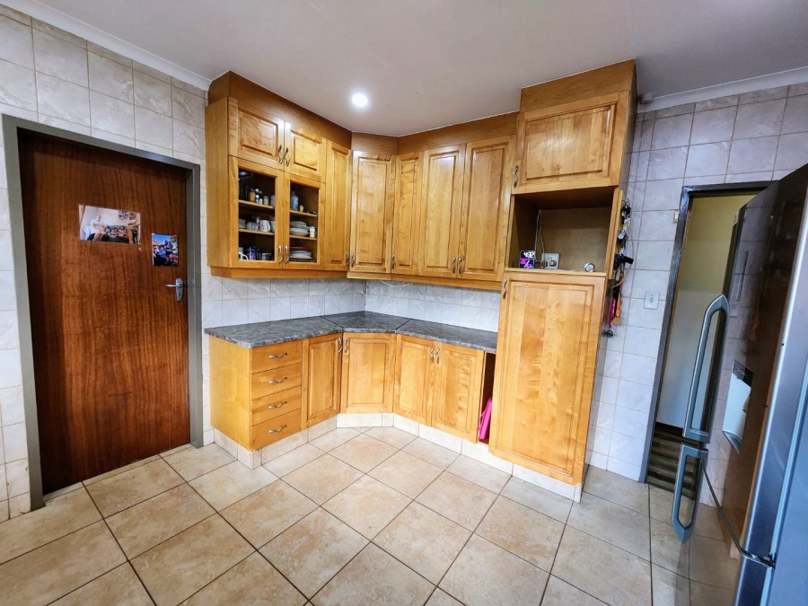 4 Bedroom Property for Sale in Rietfontein Gauteng