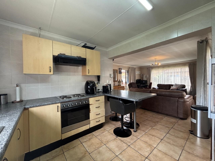 2 Bedroom Property for Sale in Kibler Park Gauteng