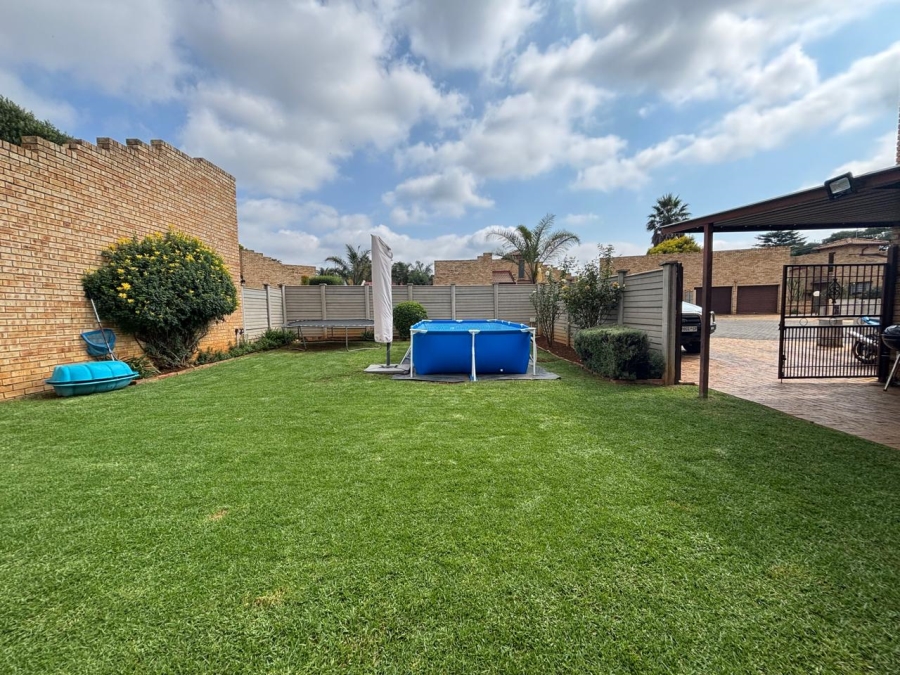 2 Bedroom Property for Sale in Kibler Park Gauteng