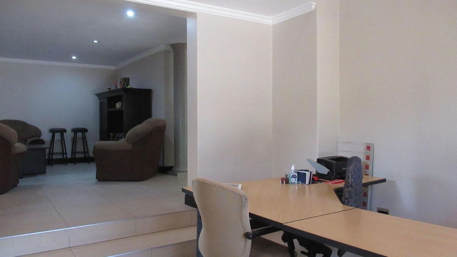 3 Bedroom Property for Sale in Glenvista Gauteng