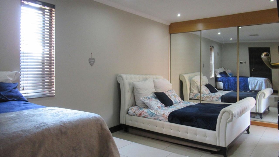 3 Bedroom Property for Sale in Glenvista Gauteng