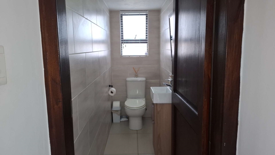 4 Bedroom Property for Sale in Meyersdal Gauteng