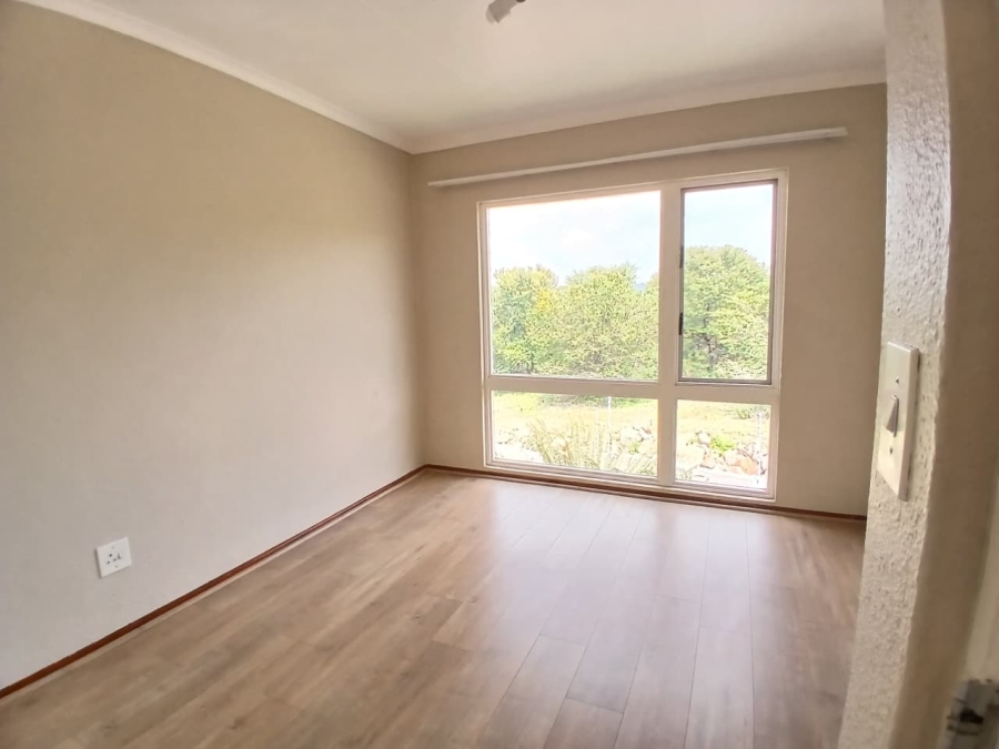 2 Bedroom Property for Sale in South Crest Gauteng