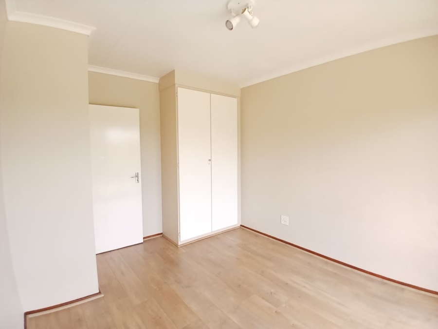 2 Bedroom Property for Sale in South Crest Gauteng