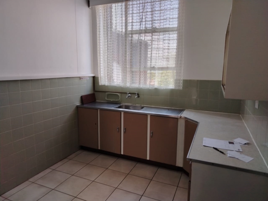 2 Bedroom Property for Sale in South Crest Gauteng