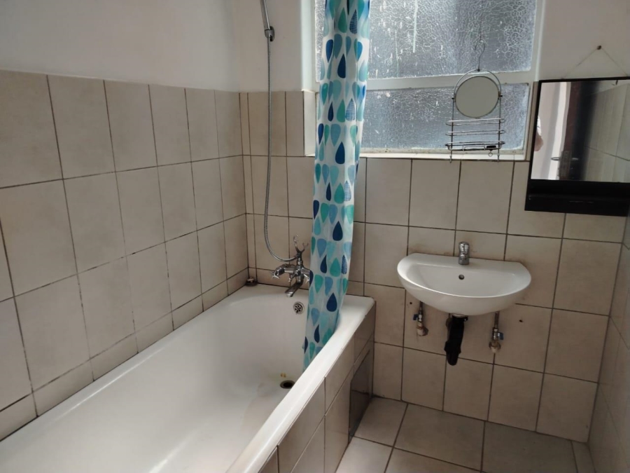 2 Bedroom Property for Sale in South Crest Gauteng