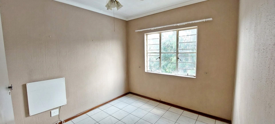 2 Bedroom Property for Sale in Verwoerdpark Gauteng
