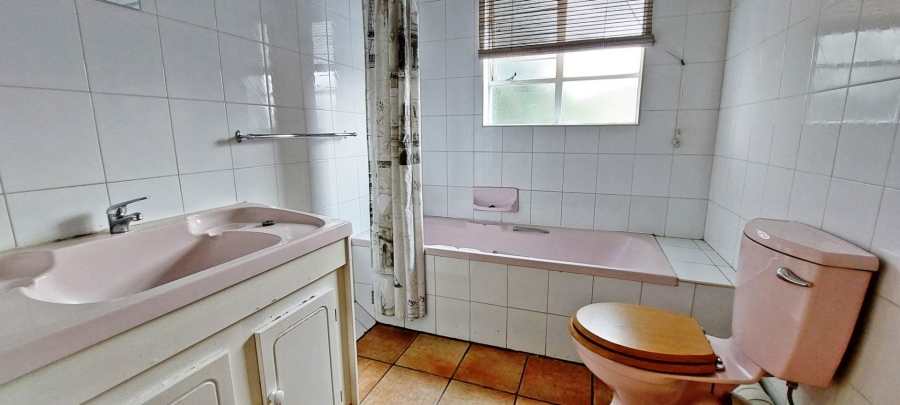 2 Bedroom Property for Sale in Verwoerdpark Gauteng