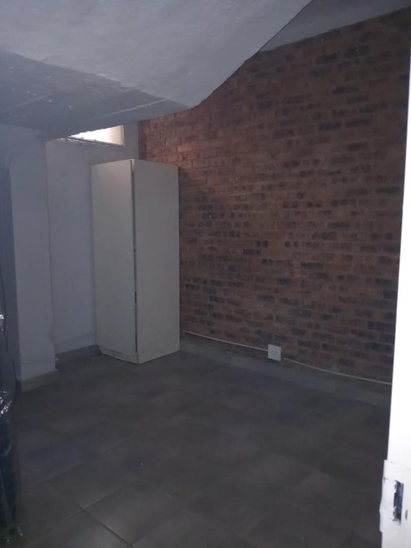 2 Bedroom Property for Sale in Hillbrow Gauteng
