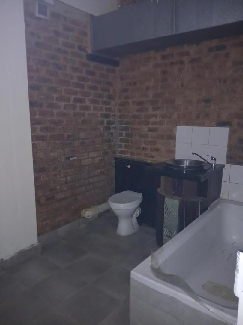 2 Bedroom Property for Sale in Hillbrow Gauteng