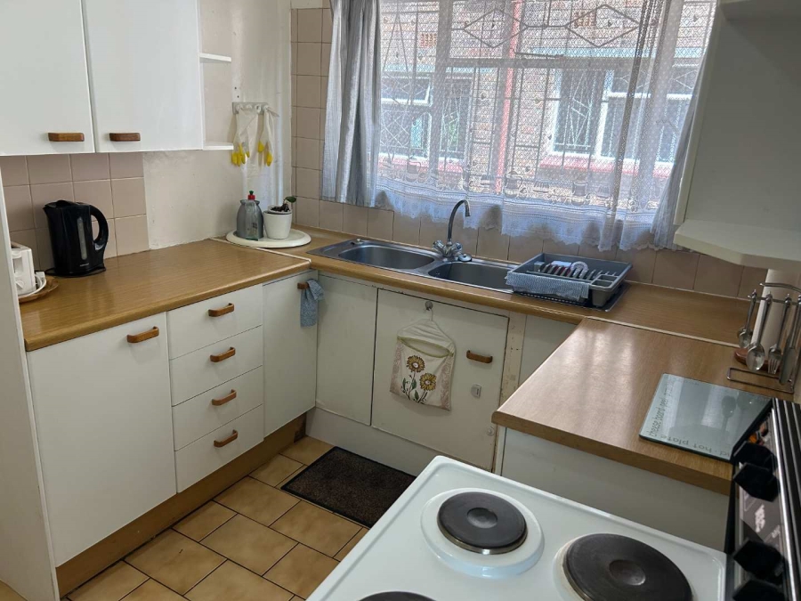 2 Bedroom Property for Sale in Farrarmere Gauteng