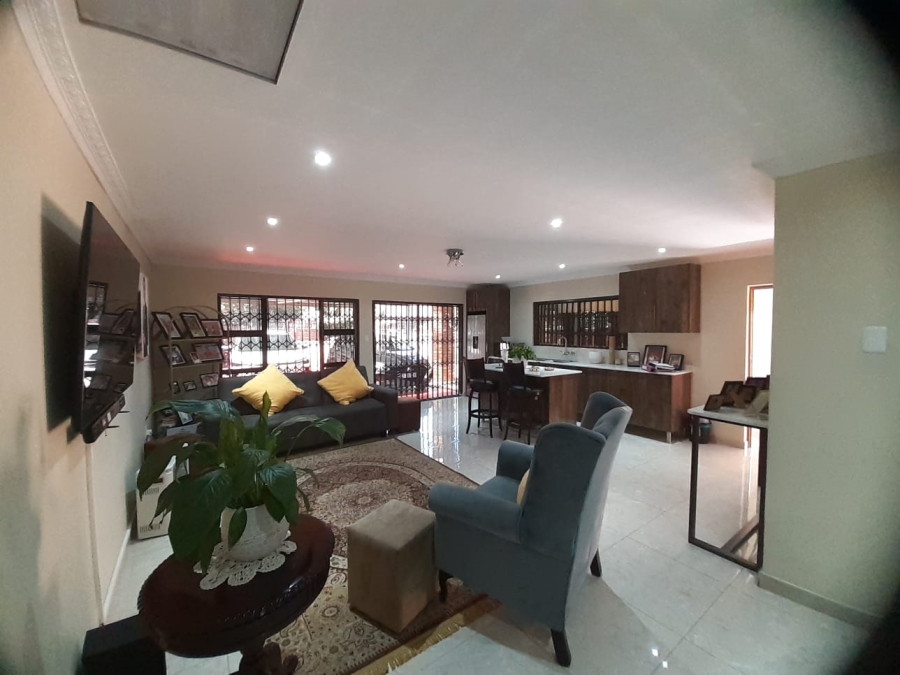 3 Bedroom Property for Sale in Klippoortje Gauteng