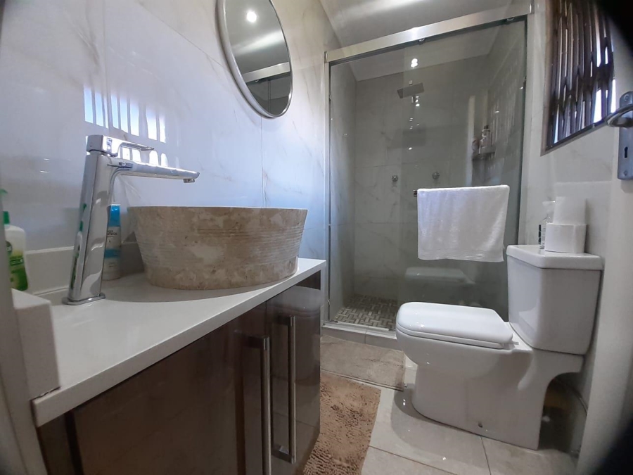 3 Bedroom Property for Sale in Klippoortje Gauteng