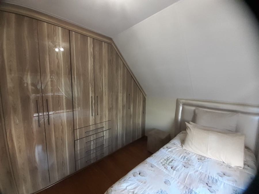 3 Bedroom Property for Sale in Klippoortje Gauteng