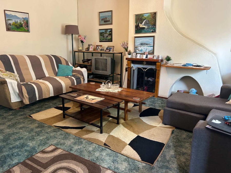 3 Bedroom Property for Sale in Dersley Gauteng