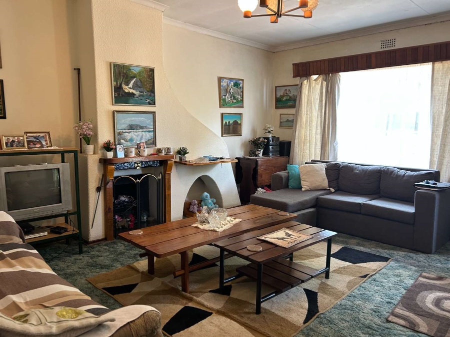 3 Bedroom Property for Sale in Dersley Gauteng