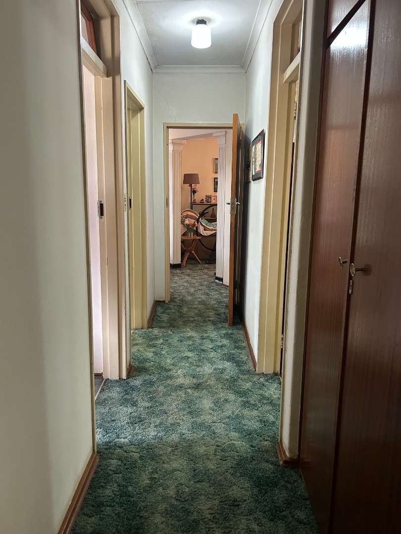 3 Bedroom Property for Sale in Dersley Gauteng