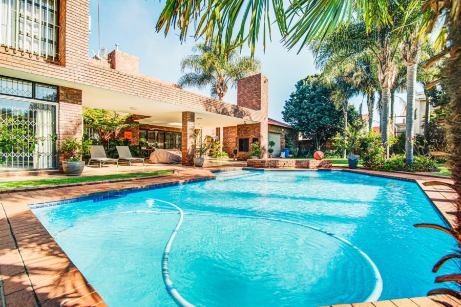 6 Bedroom Property for Sale in Terenure Gauteng