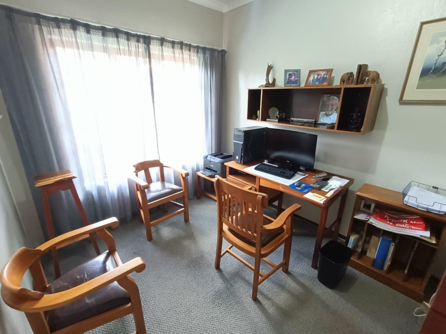 4 Bedroom Property for Sale in Clubview Gauteng