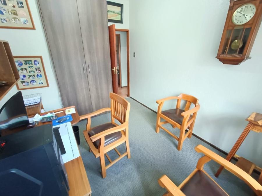 4 Bedroom Property for Sale in Clubview Gauteng