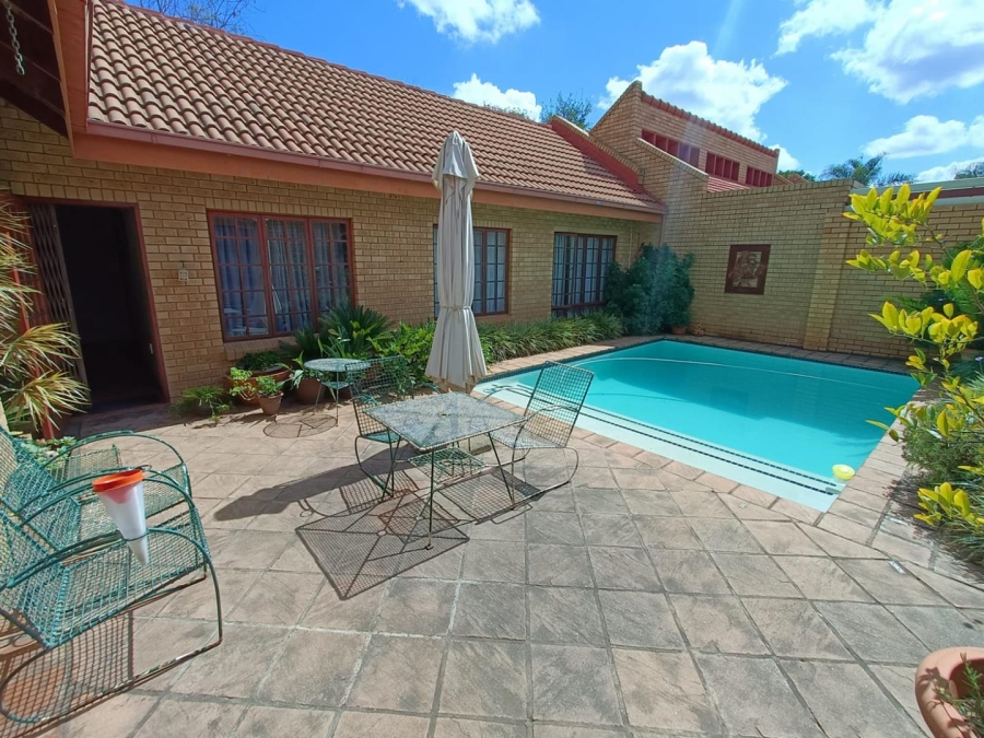 4 Bedroom Property for Sale in Clubview Gauteng