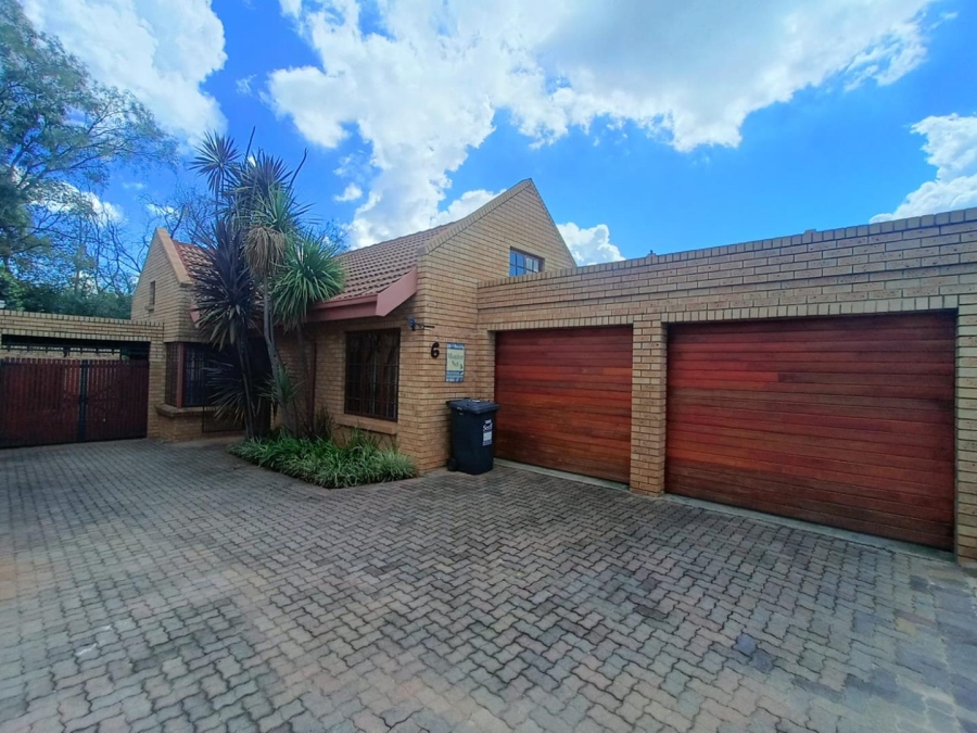 4 Bedroom Property for Sale in Clubview Gauteng