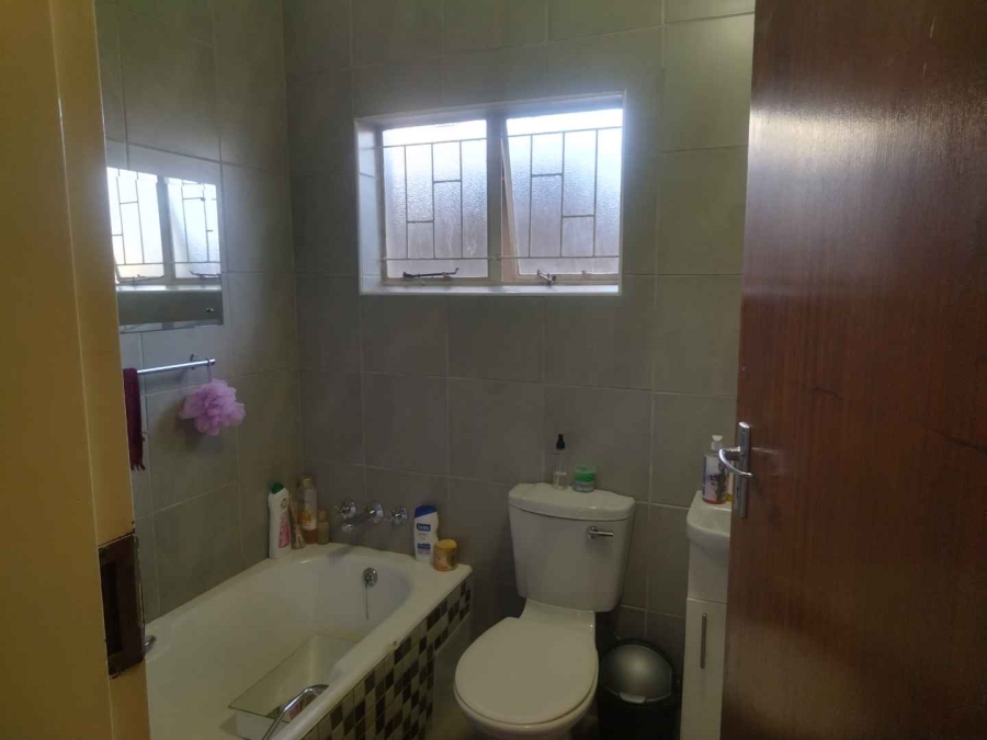 3 Bedroom Property for Sale in Florauna Gauteng