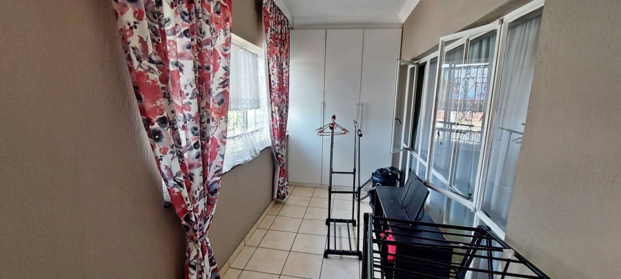 2 Bedroom Property for Sale in New Redruth Gauteng