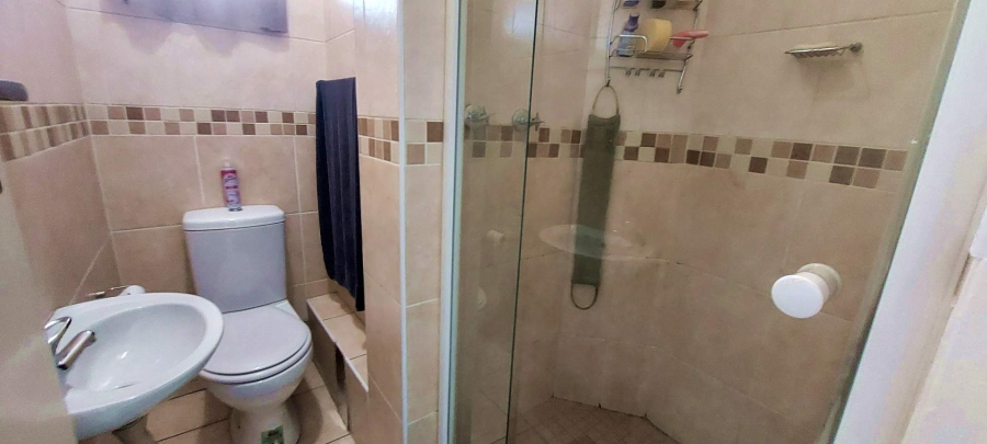 2 Bedroom Property for Sale in New Redruth Gauteng