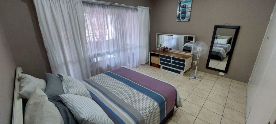 2 Bedroom Property for Sale in New Redruth Gauteng