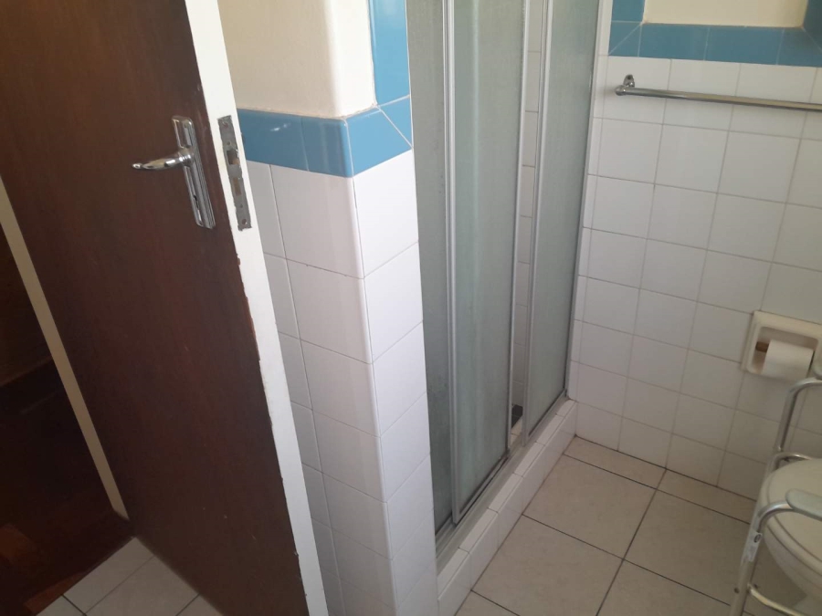 4 Bedroom Property for Sale in Linmeyer Gauteng