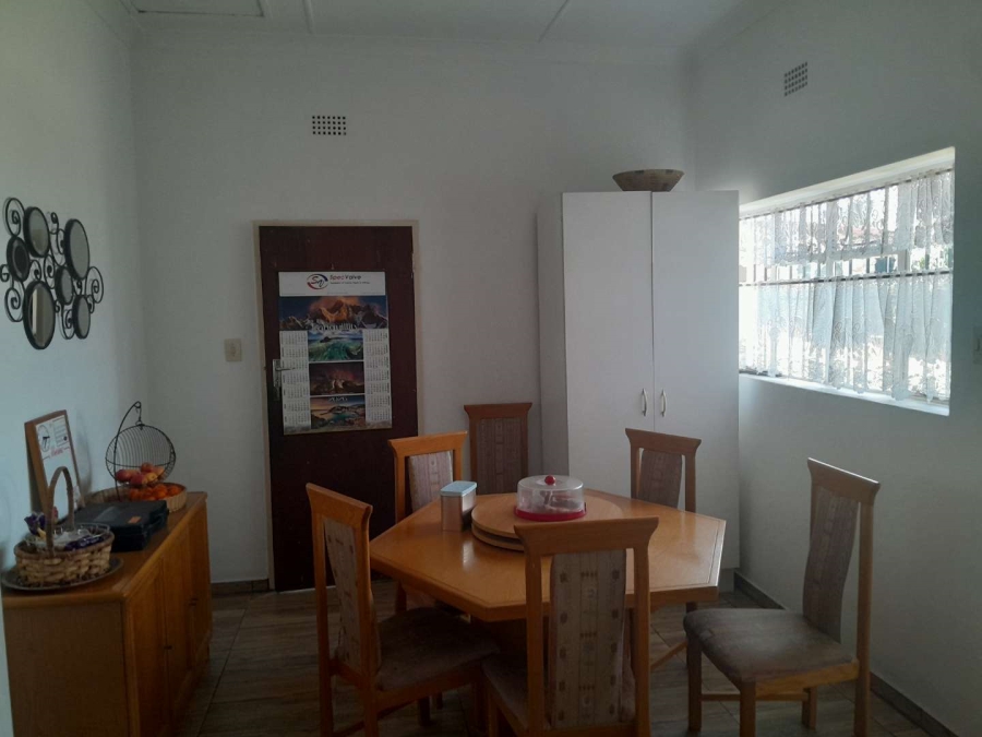 4 Bedroom Property for Sale in Linmeyer Gauteng