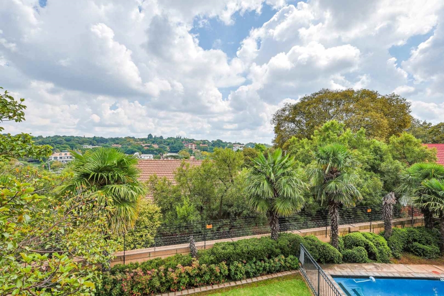 5 Bedroom Property for Sale in Waterkloof Ridge Gauteng