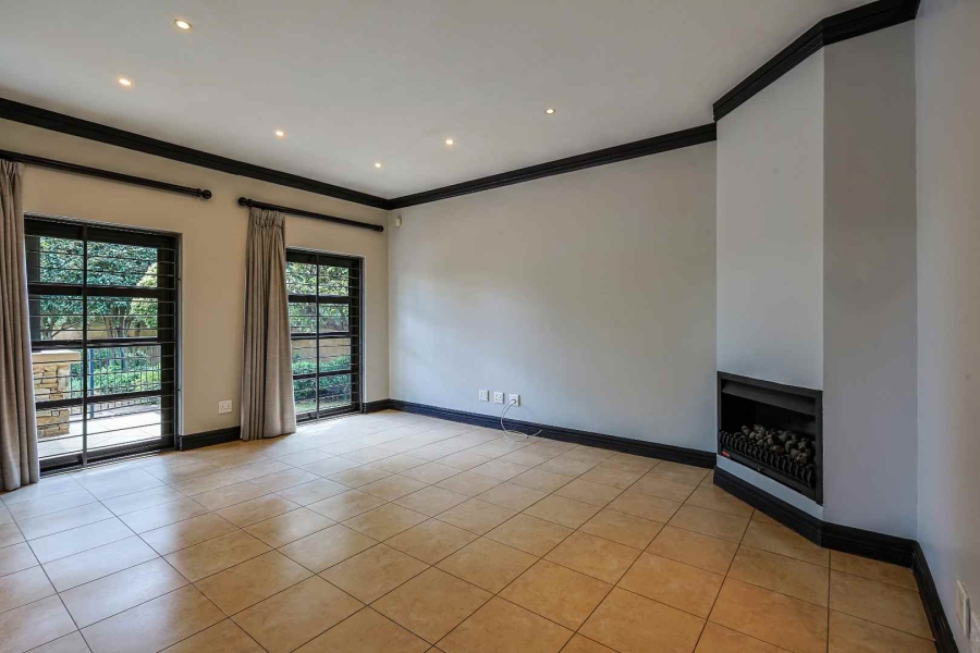 5 Bedroom Property for Sale in Waterkloof Ridge Gauteng